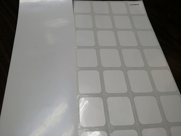 亮白PET標(biāo)簽